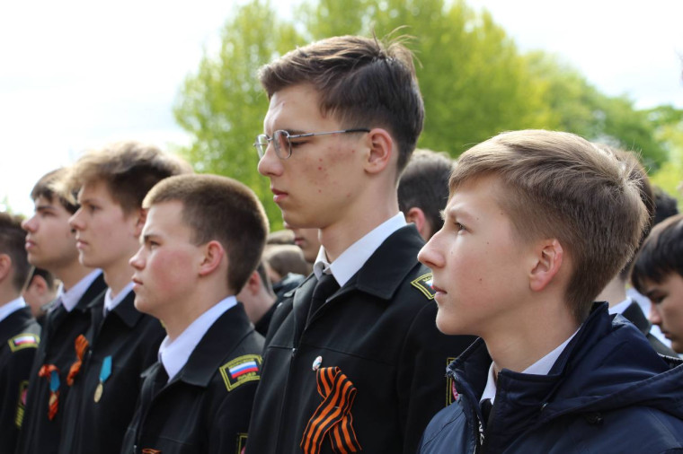 В КМЛ состоялся памятный митинг, посвященный 80-летию Великой Победы.